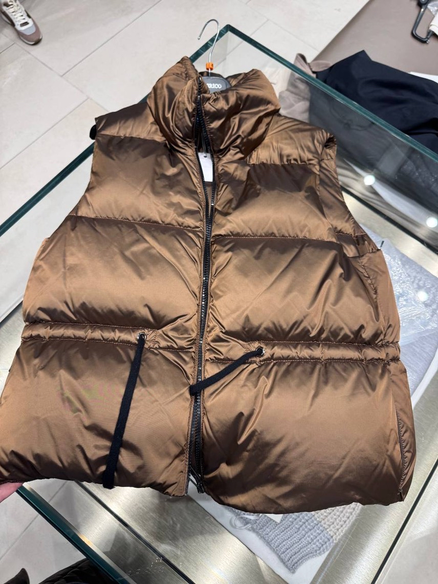 PESERICO Gilets front view - Women's luxury Clothes
