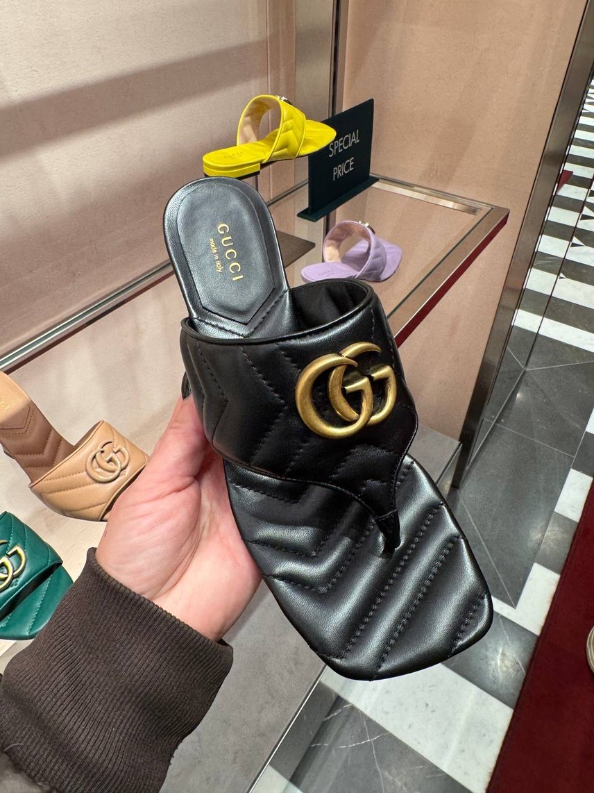 GUCCI Sandals front view - Women's luxury Shoes