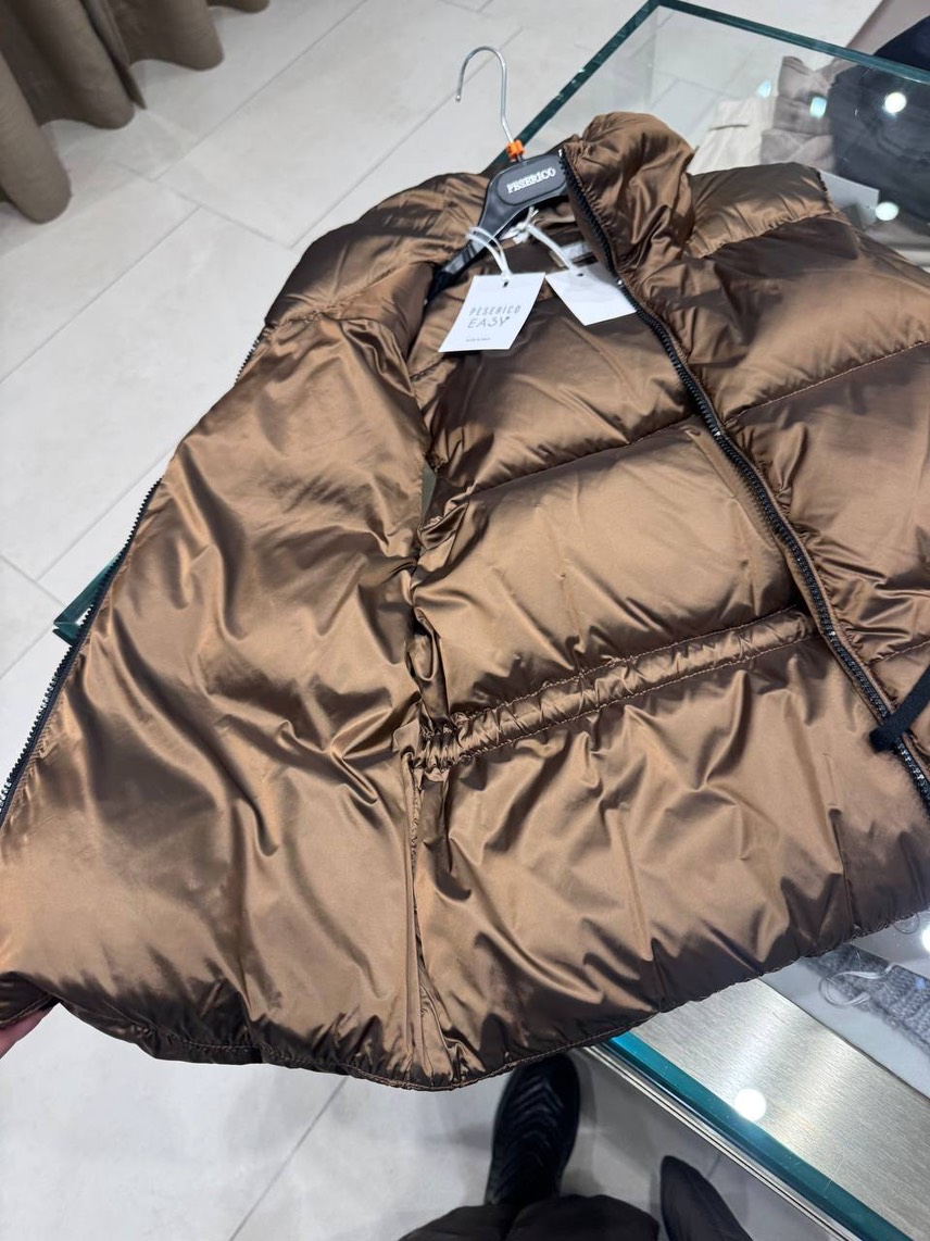 PESERICO Gilets side view - Women's luxury Clothes