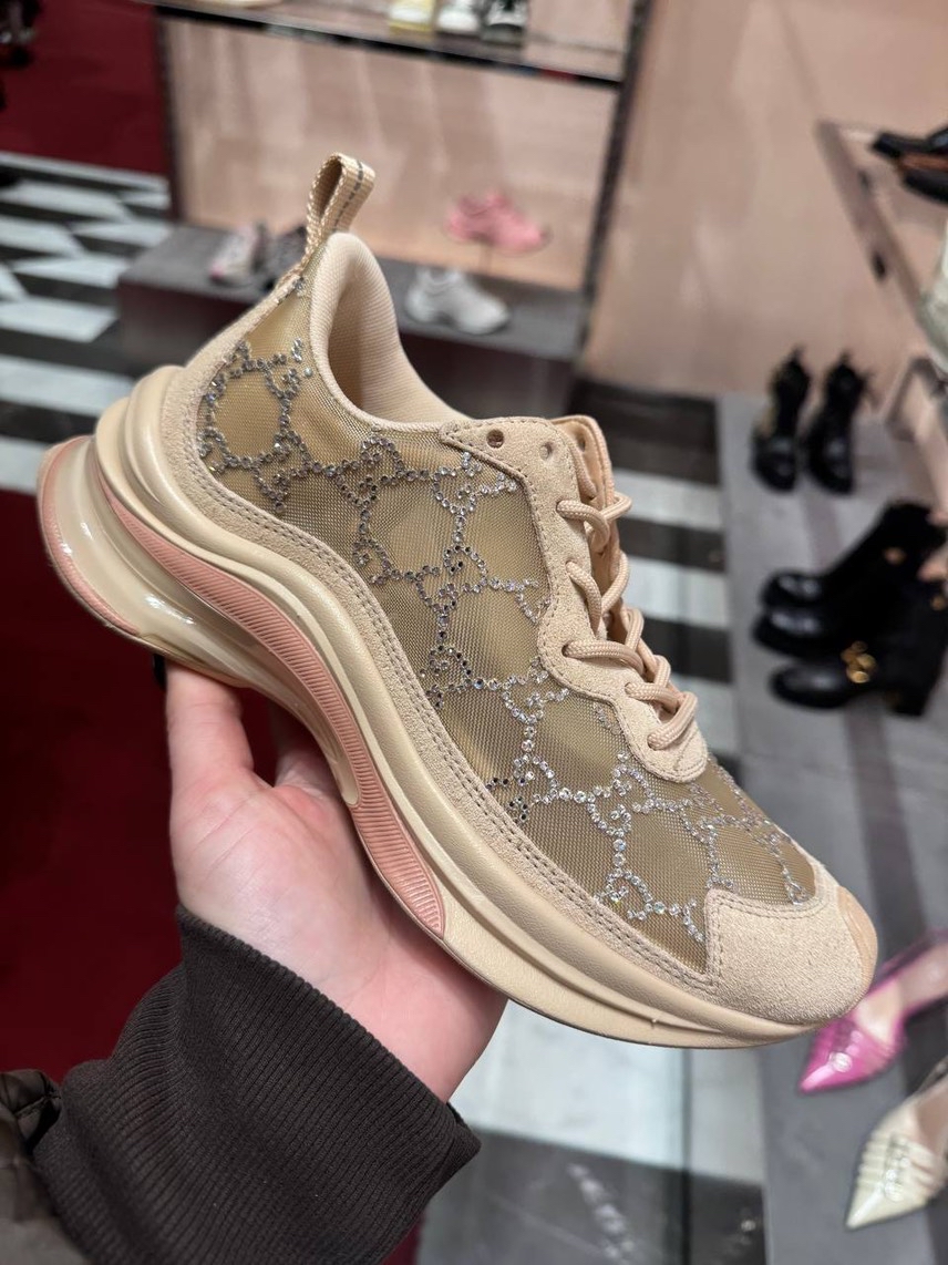 GUCCI Sneakers front view - Women's luxury Shoes