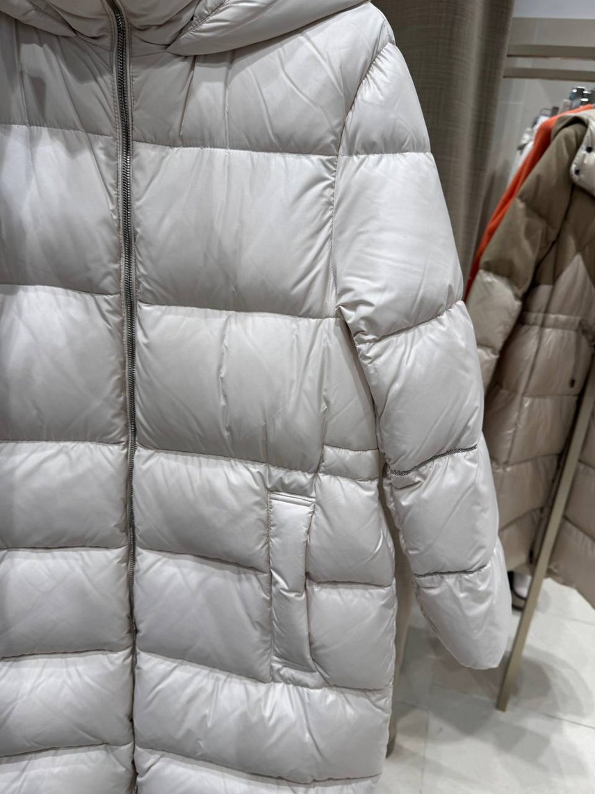 PESERICO Down jacket side view - Women's luxury Clothes