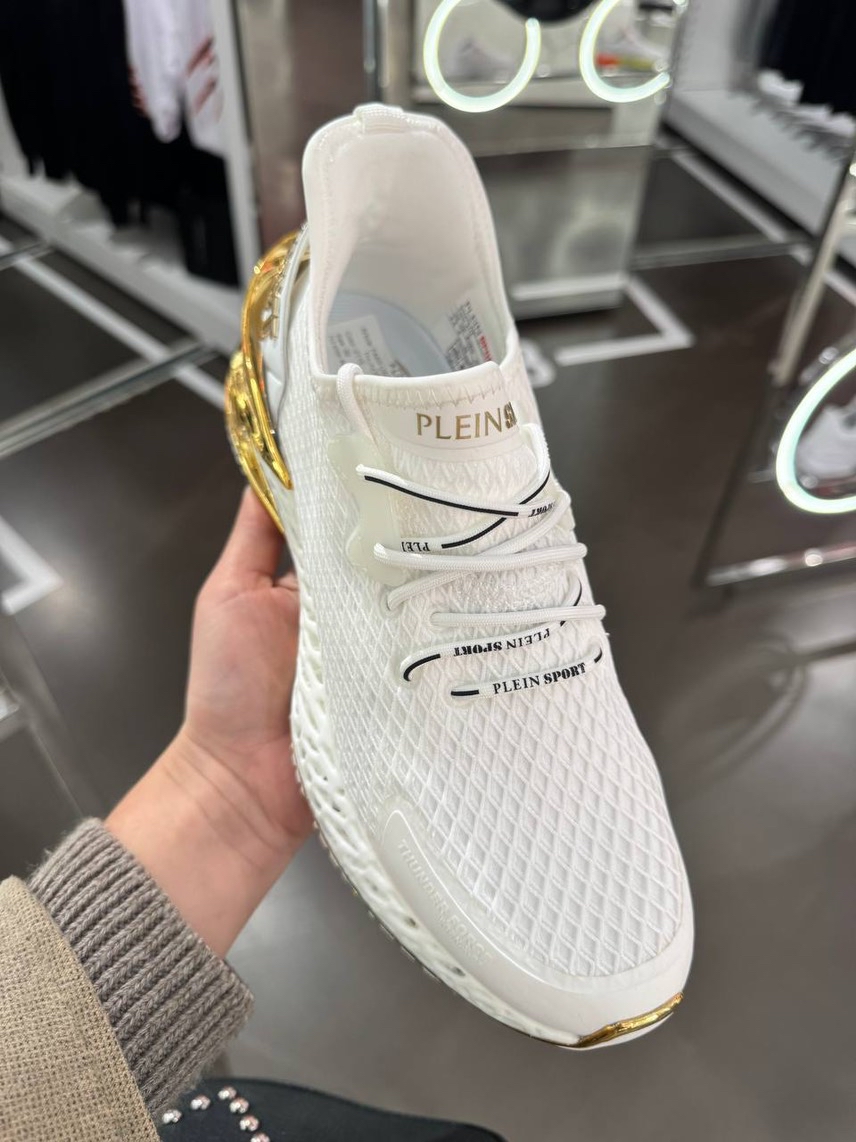 PLEIN SPORT Sneakers side view - unisex luxury Shoes