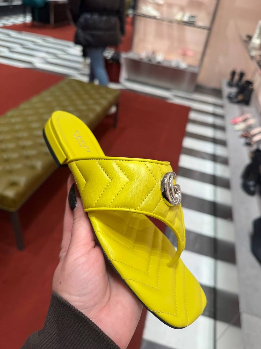 GUCCI Slides side view - Women's luxury Shoes