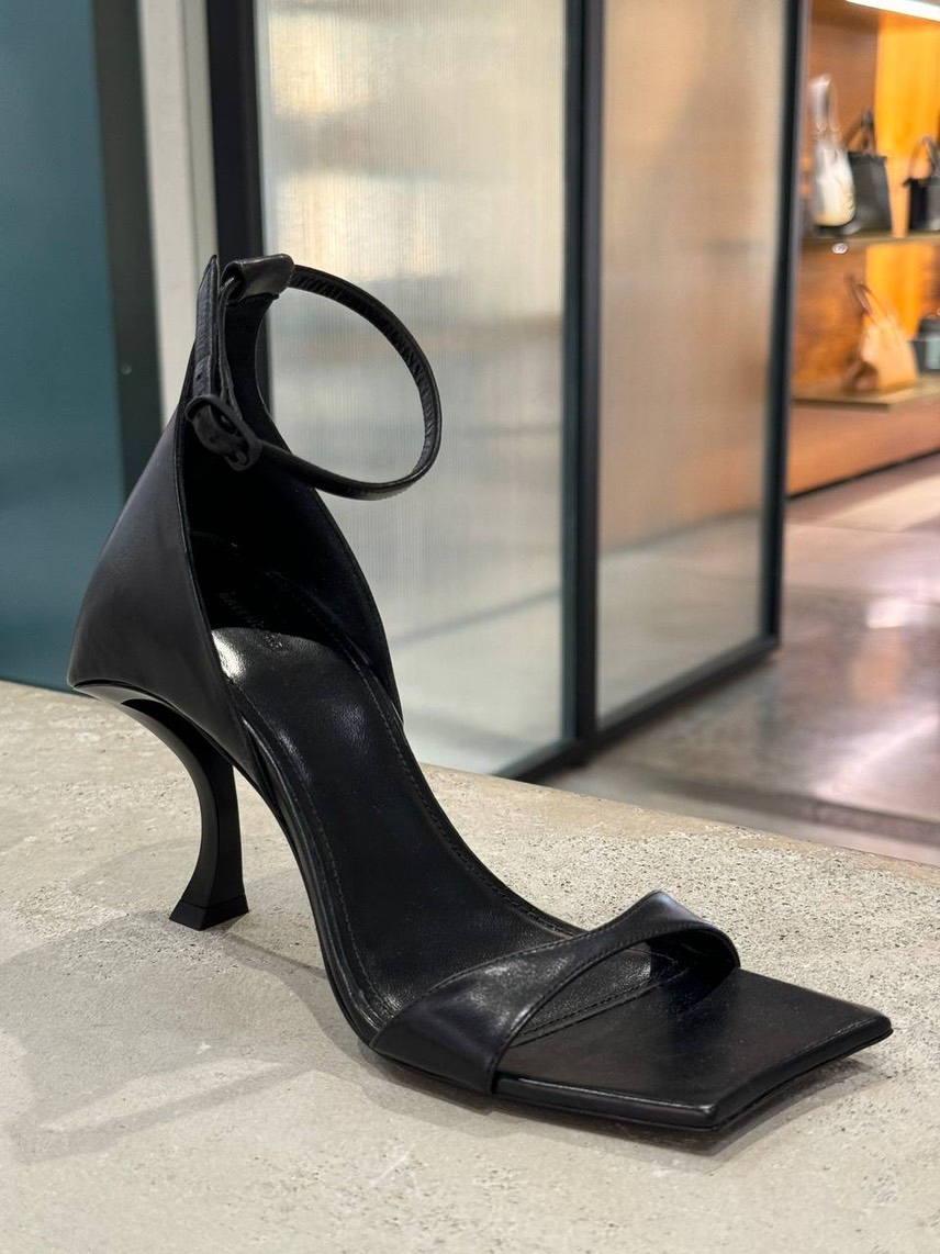 BALENCIAGA Sandals front view - Women's luxury Shoes