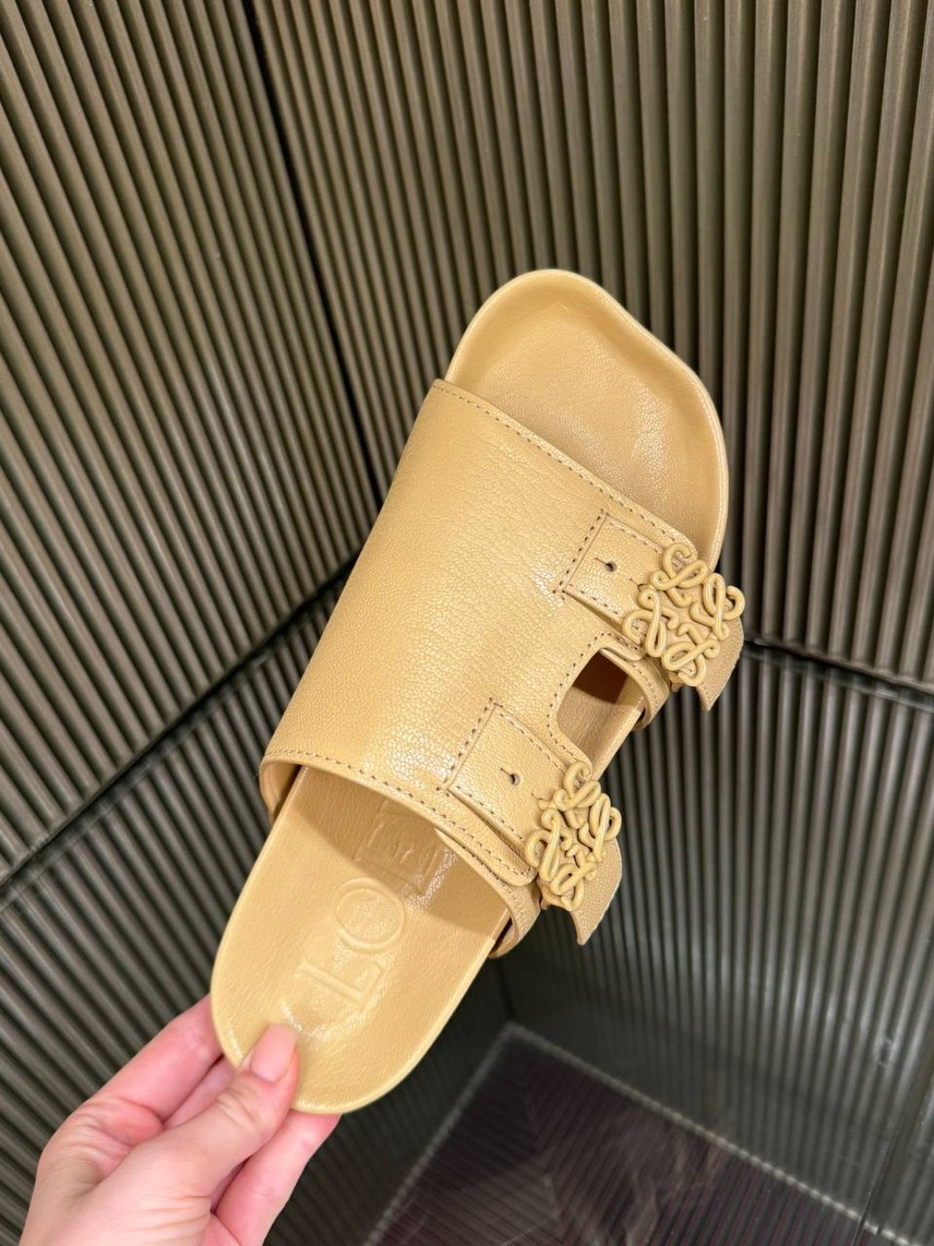 LOEWE Slides side view - Women's luxury Shoes