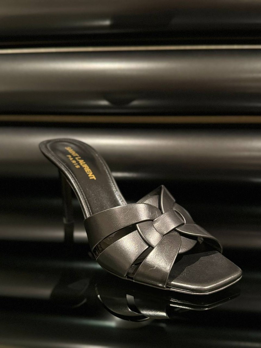 YVES SAINT LAURENT Sandals side view - Women's luxury Shoes