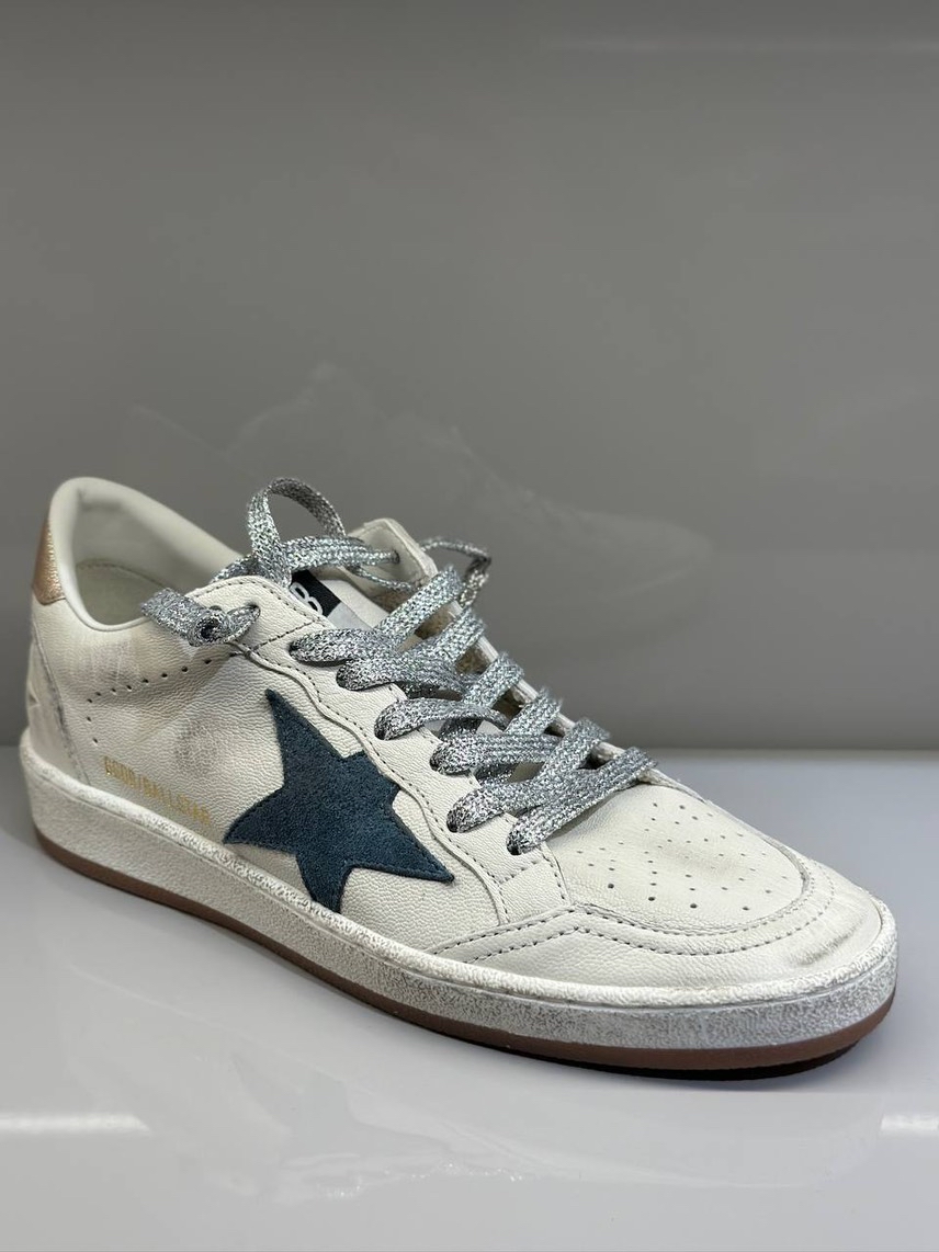 GOLDEN GOOSE Sneakers front view - Women's luxury Shoes