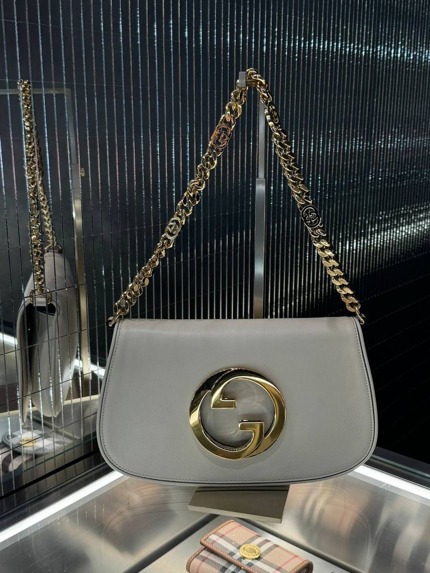GUCCI Crossbody bags front view - Women's luxury Bags