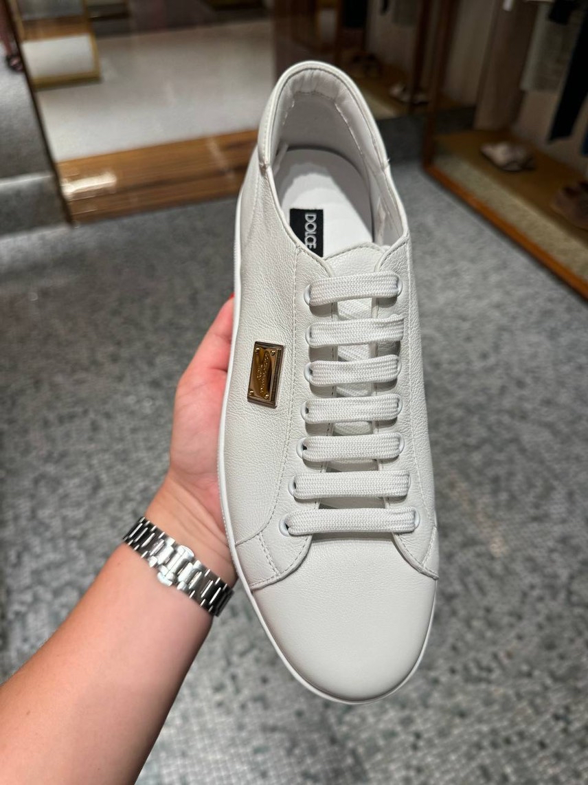 DOLCE & GABBANA Sneakers side view - Men's luxury Shoes