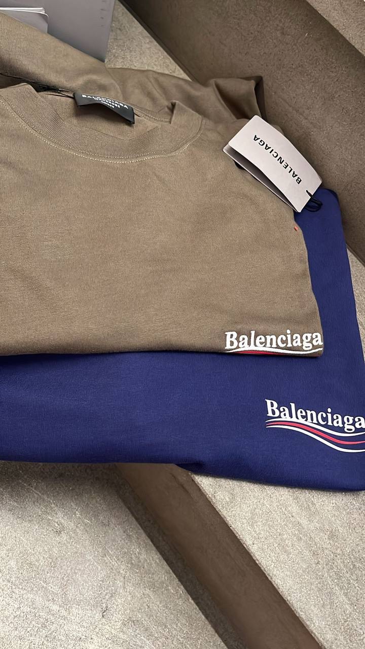 BALENCIAGA T-shirt and Polo side view - Women's luxury Clothes