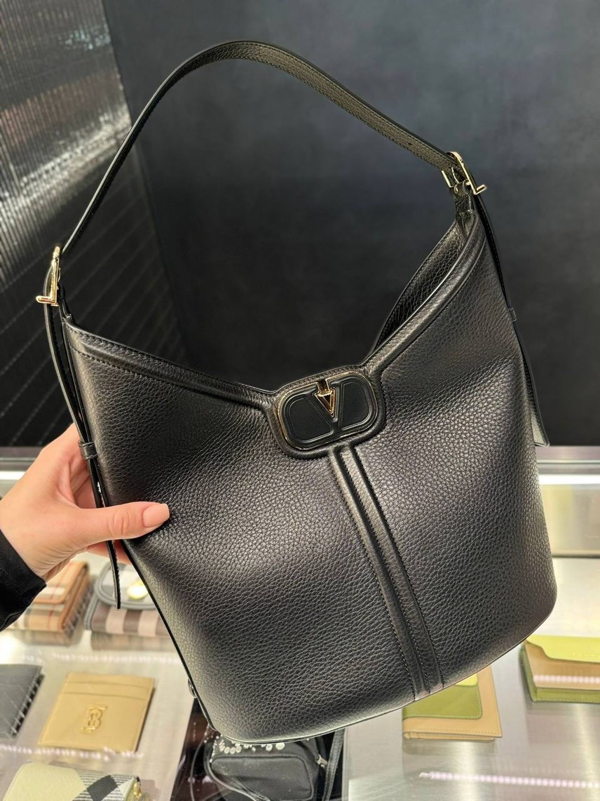 VALENTINO GARAVANI Shoulder bags front view - Women's luxury Bags