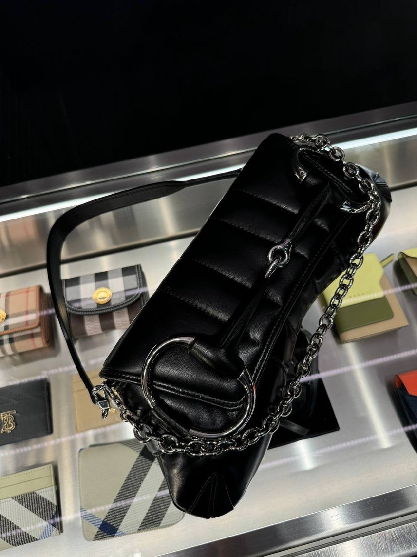 GUCCI Shoulder bags side view - Women's luxury Bags