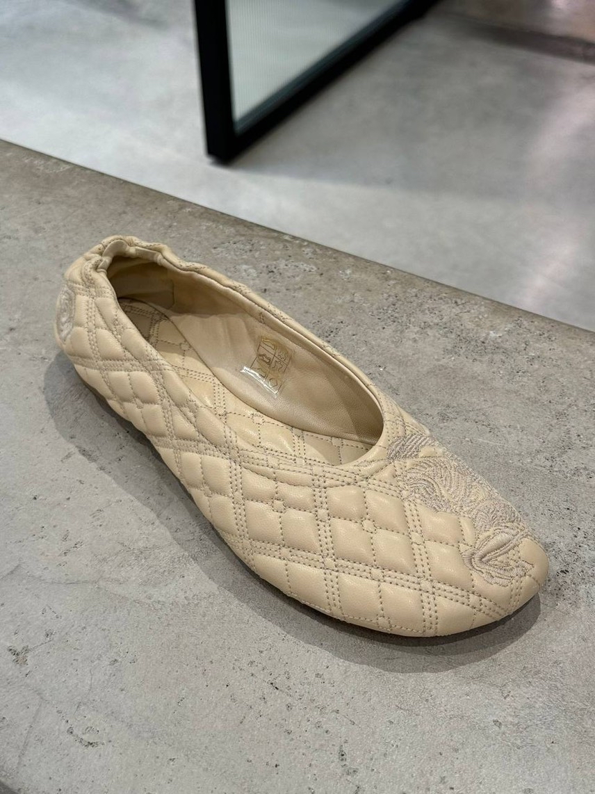 BURBERRY Ballerinas front view - Women's luxury Shoes