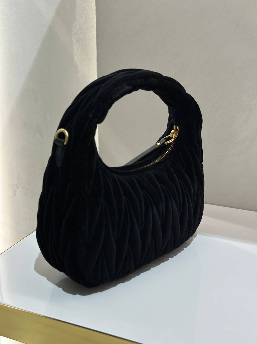 MIU MIU Shoulder bags side view - Women's luxury Bags