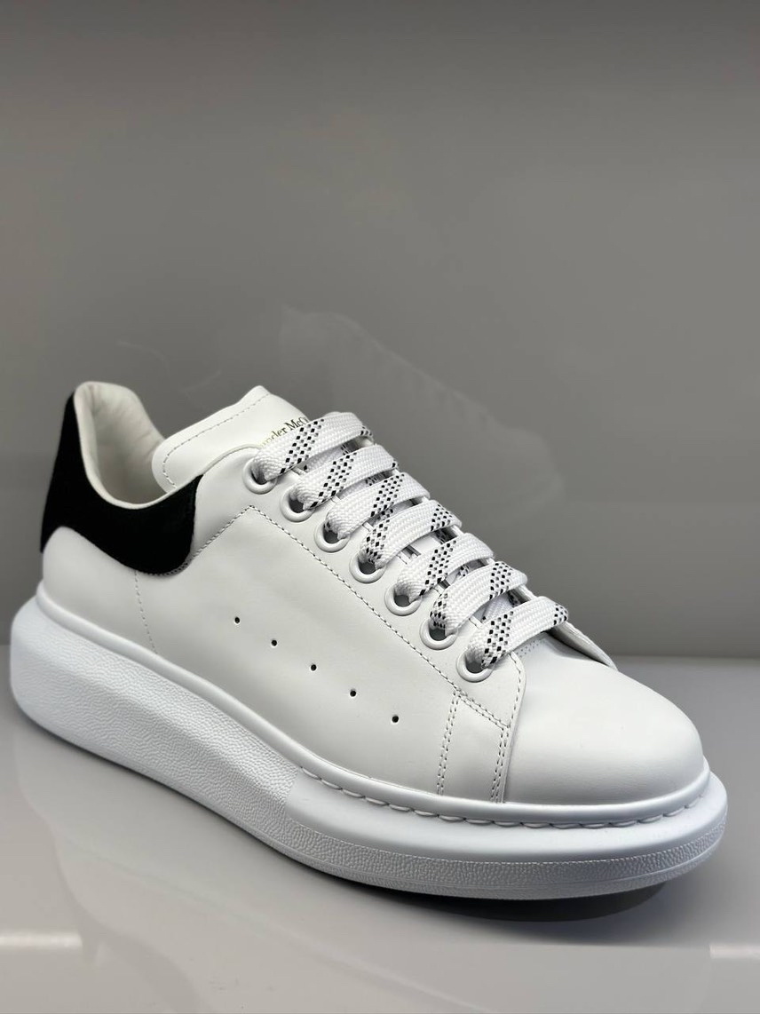 ALEXANDER MCQUEEN Sneakers side view - Women's luxury Shoes