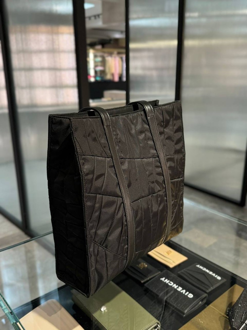 PRADA Totes side view - Women's luxury Bags