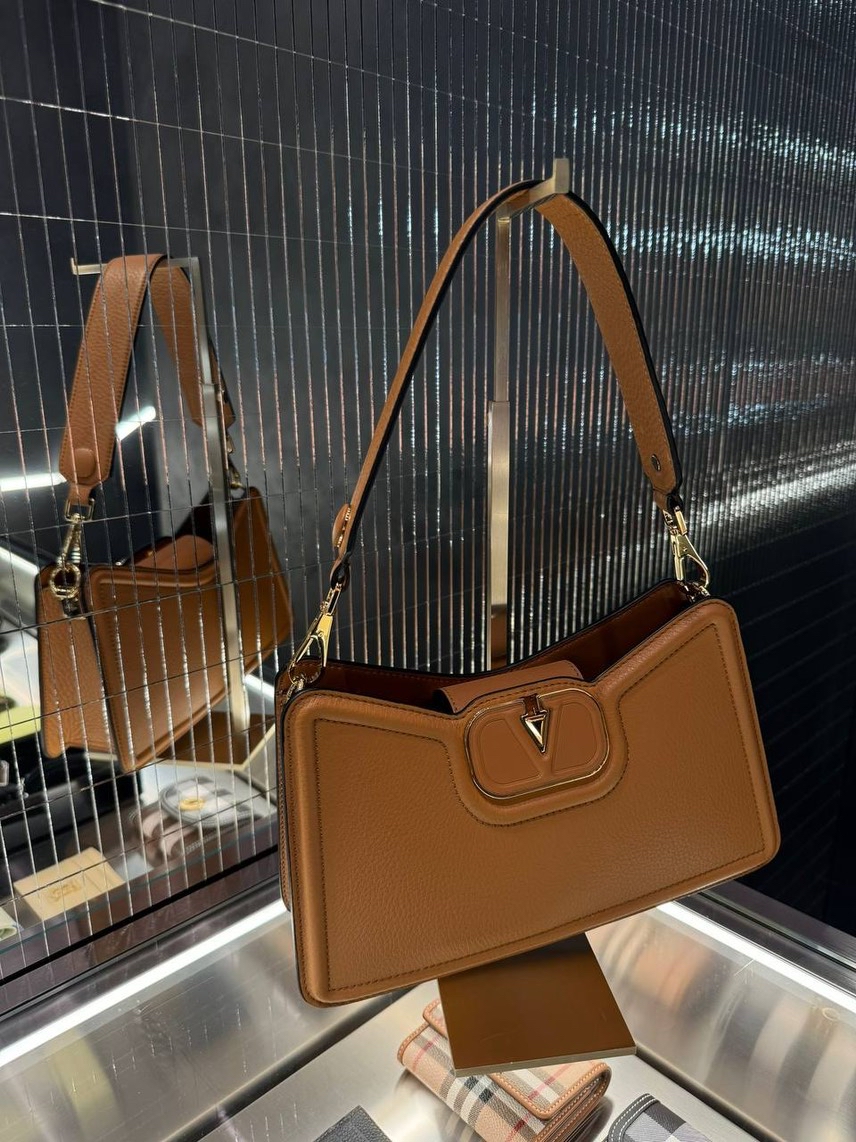 VALENTINO GARAVANI Shoulder bags front view - Women's luxury Bags