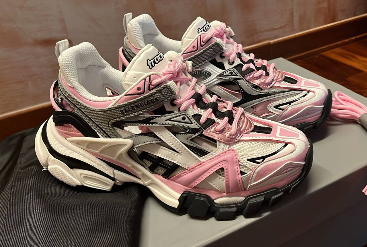 BALENCIAGA Sneakers front view - Women's luxury Shoes