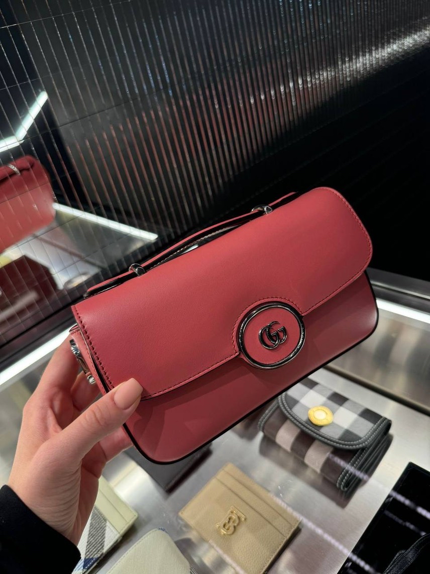 GUCCI Crossbody bags front view - Women's luxury Bags