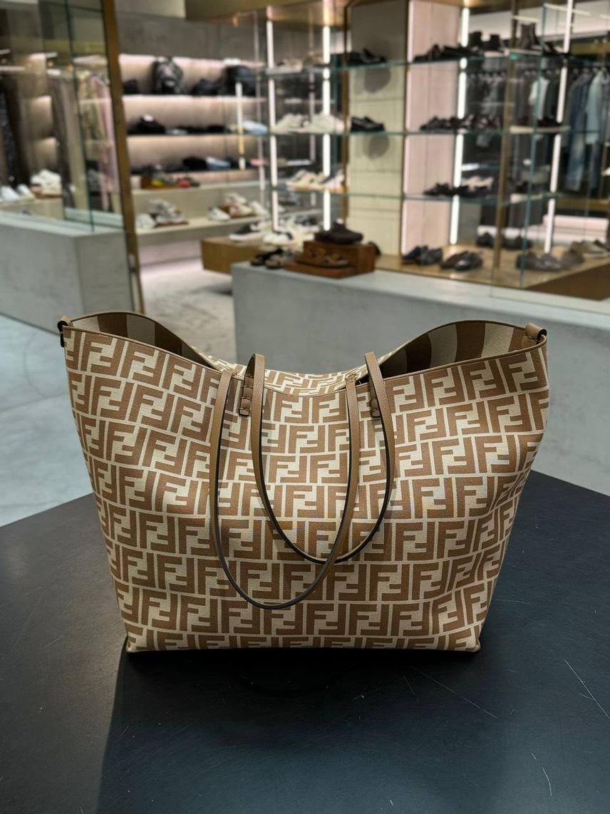 FENDI Totes side view - Women's luxury Bags