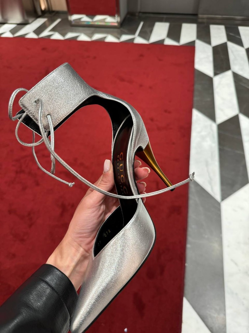 GUCCI Sandals side view - Women's luxury Shoes