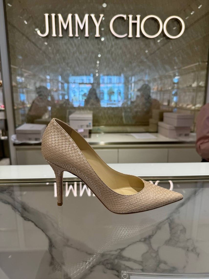 JIMMY CHOO Pumps front view - Women's luxury Shoes