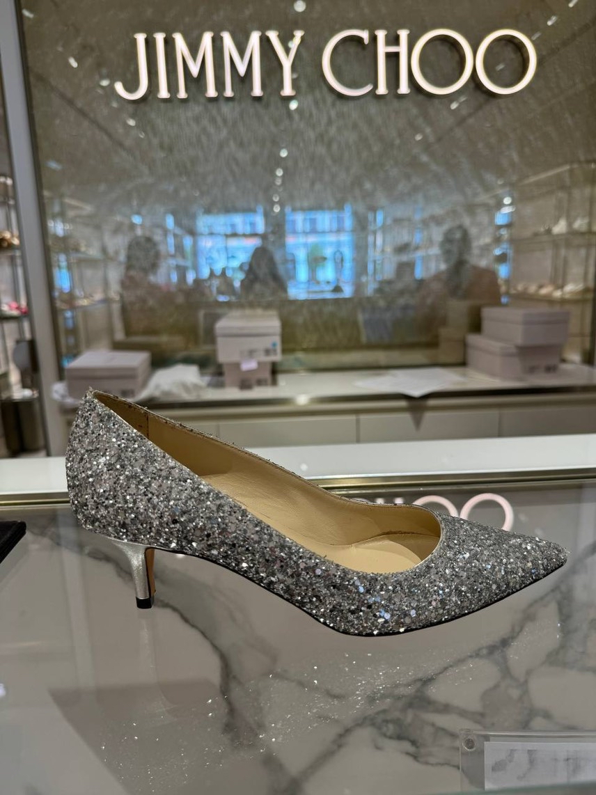 JIMMY CHOO Pumps front view - Women's luxury Shoes
