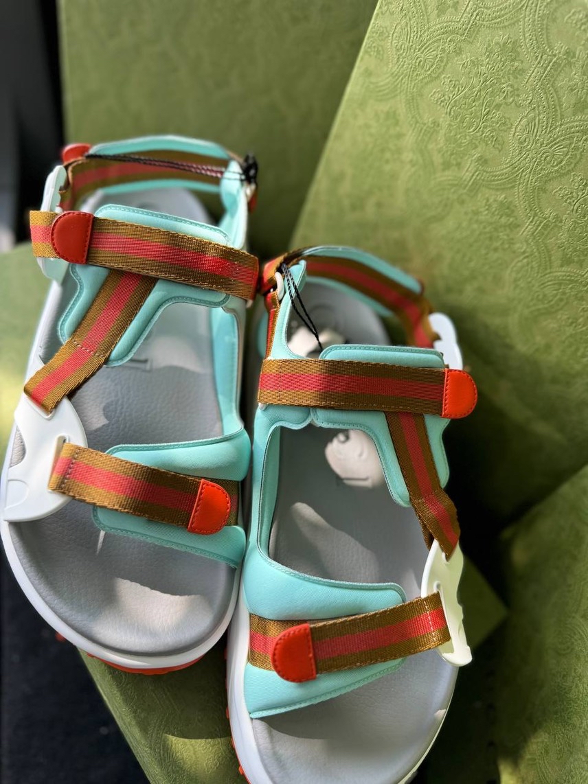 GUCCI Sandals side view - Women's luxury Shoes