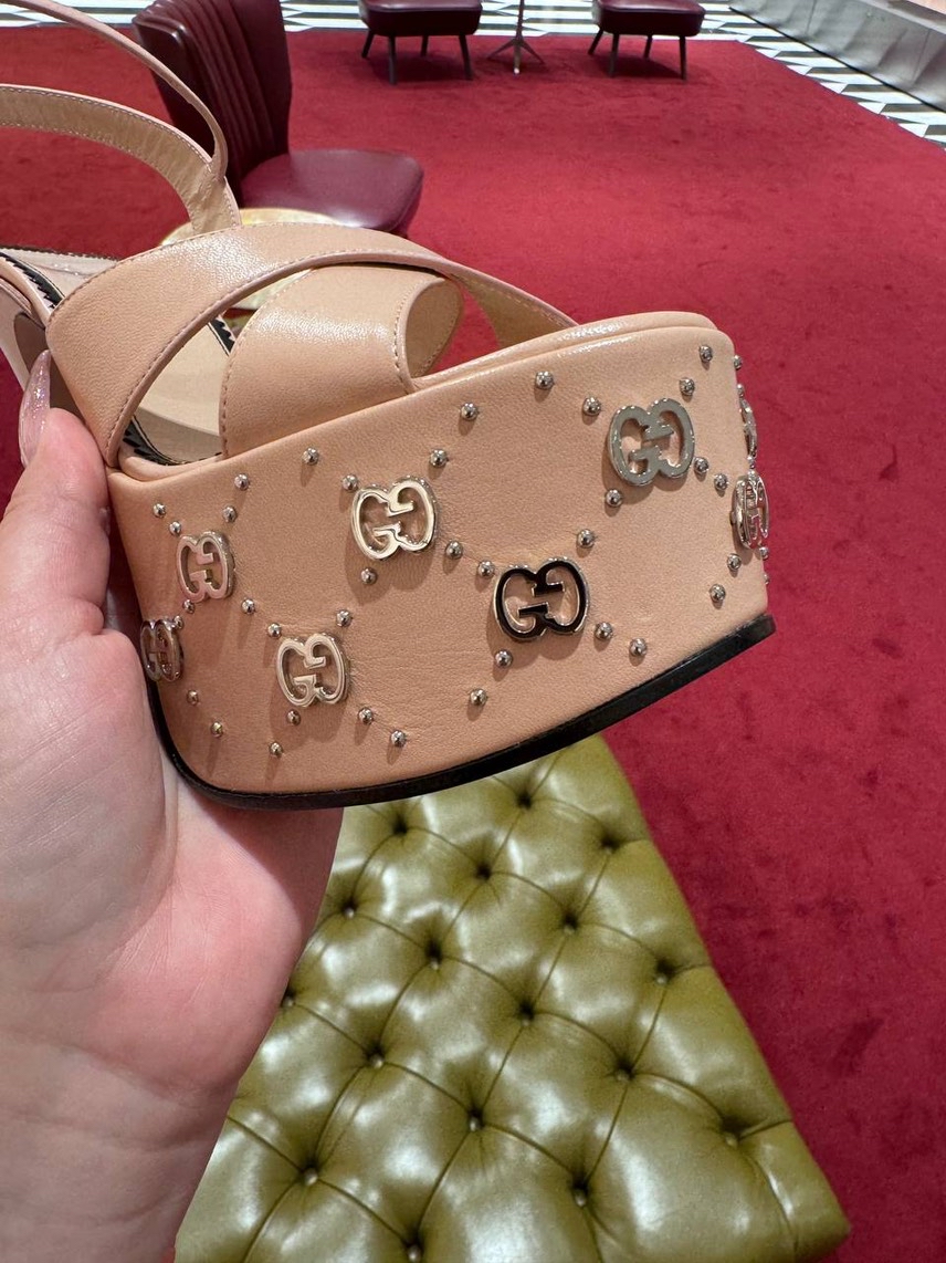 GUCCI Sandals side view - Women's luxury Shoes