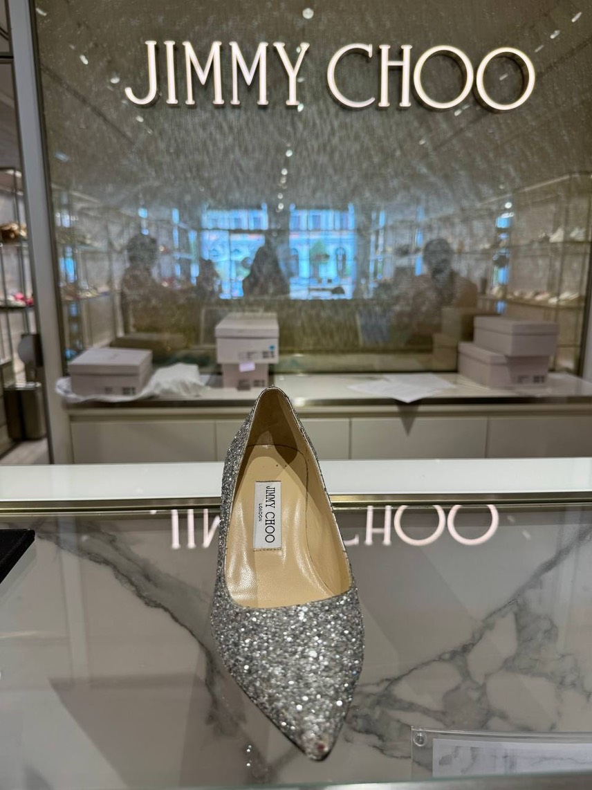 JIMMY CHOO Pumps side view - Women's luxury Shoes
