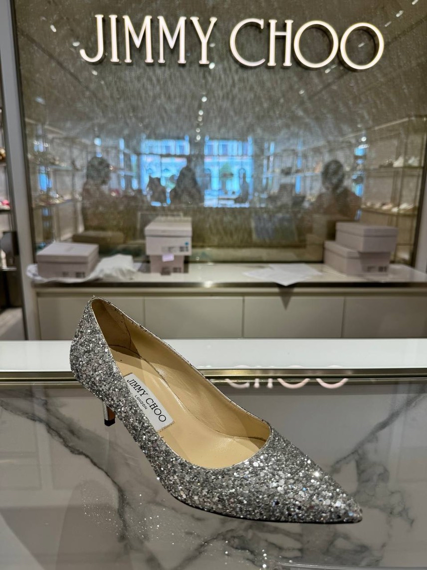 JIMMY CHOO Pumps side view - Women's luxury Shoes