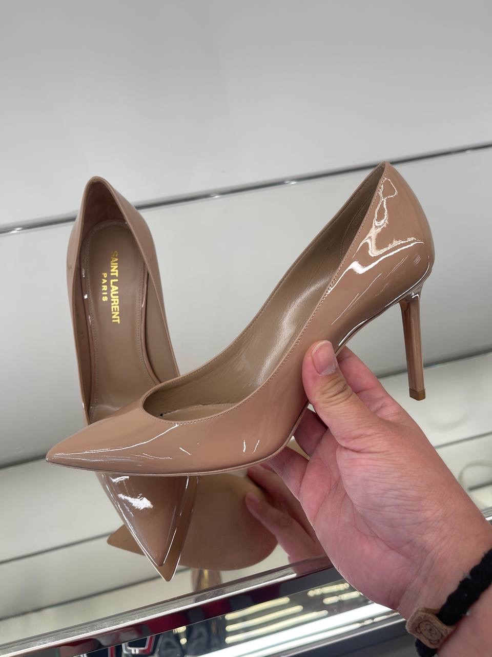 YVES SAINT LAURENT Pumps side view - Women's luxury Shoes