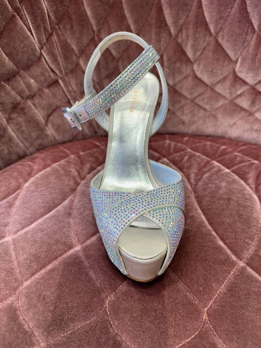 LE SILLA Sandals side view - Women's luxury Shoes