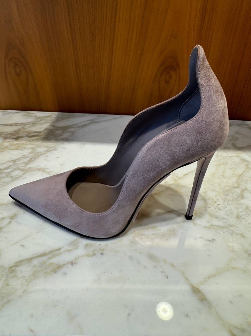 LE SILLA Pumps front view - Women's luxury Shoes
