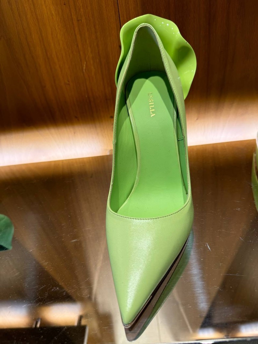 LE SILLA Pumps side view - Women's luxury Shoes