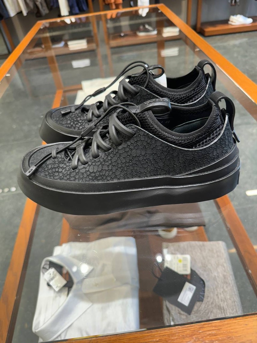 ERMENEGILDO ZEGNA Sneakers front view - Men's luxury Shoes