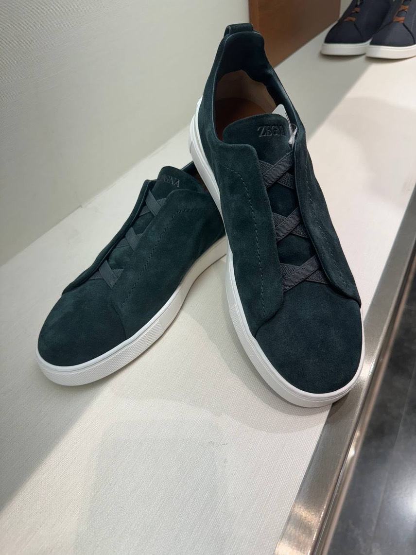 ERMENEGILDO ZEGNA Sneakers side view - Men's luxury Shoes
