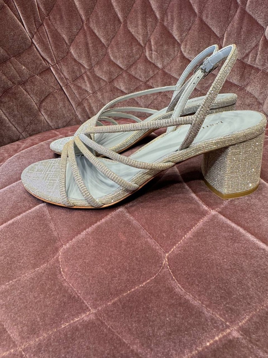 LE SILLA Sandals side view - Women's luxury Shoes