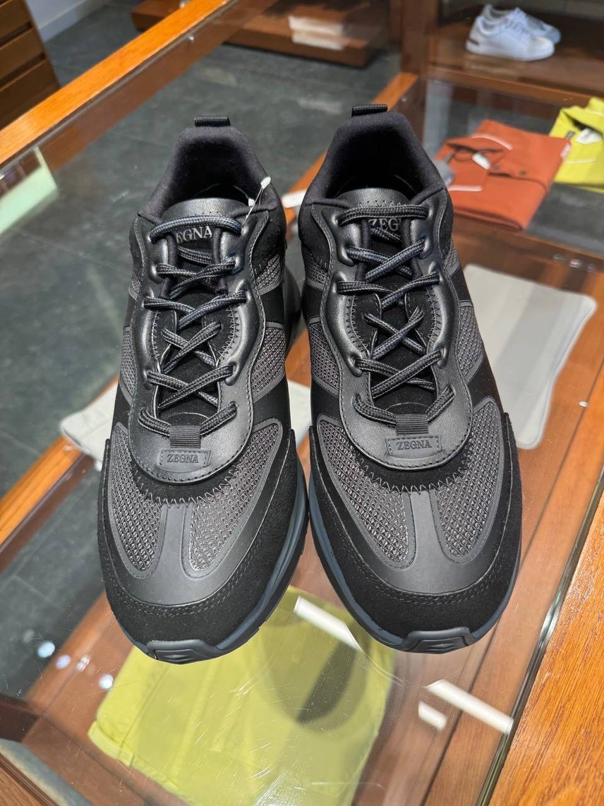 ERMENEGILDO ZEGNA Sneakers side view - Men's luxury Shoes