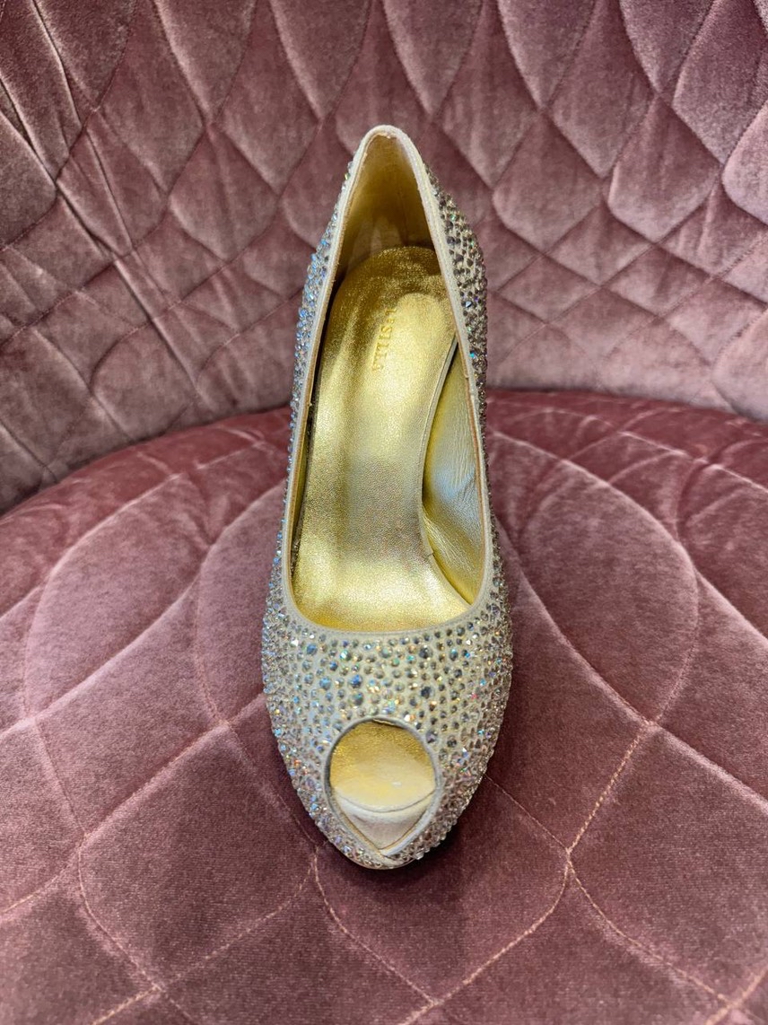 LE SILLA Pumps side view - Women's luxury Shoes