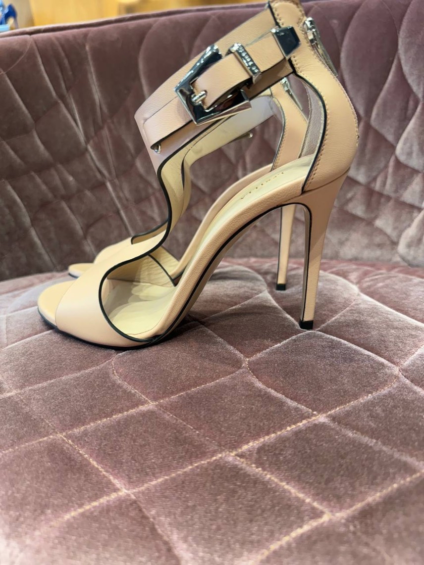 LE SILLA Sandals side view - Women's luxury Shoes