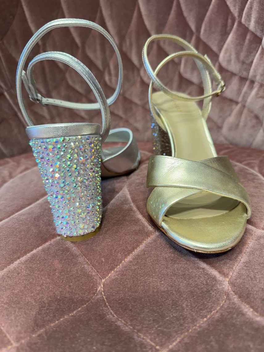 LE SILLA Sandals side view - Women's luxury Shoes