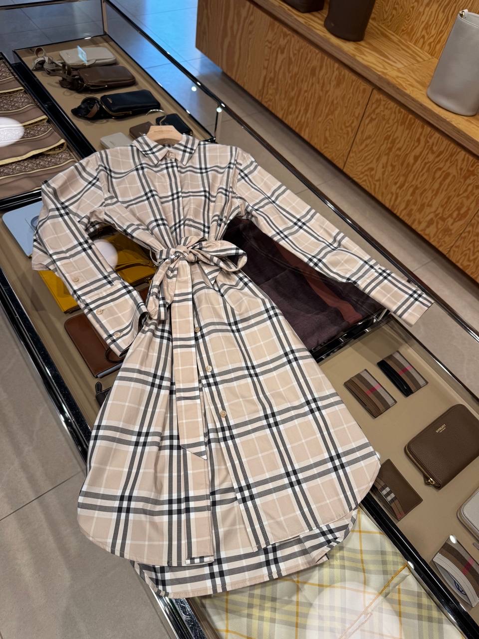 BURBERRY Dresses front view - Women's luxury Clothes