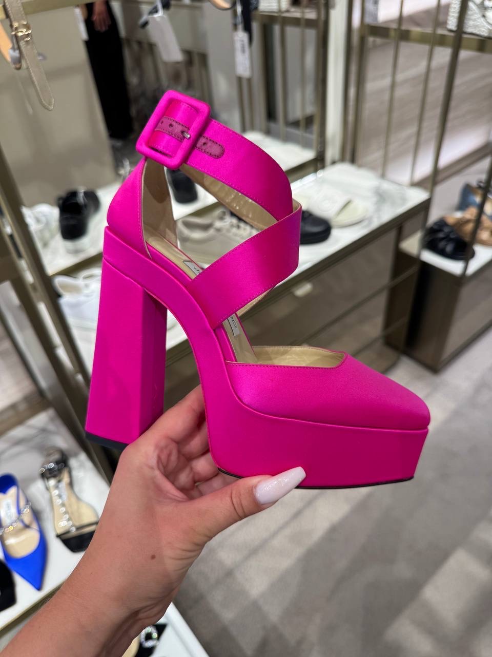 JIMMY CHOO Pumps front view - Women's luxury Shoes