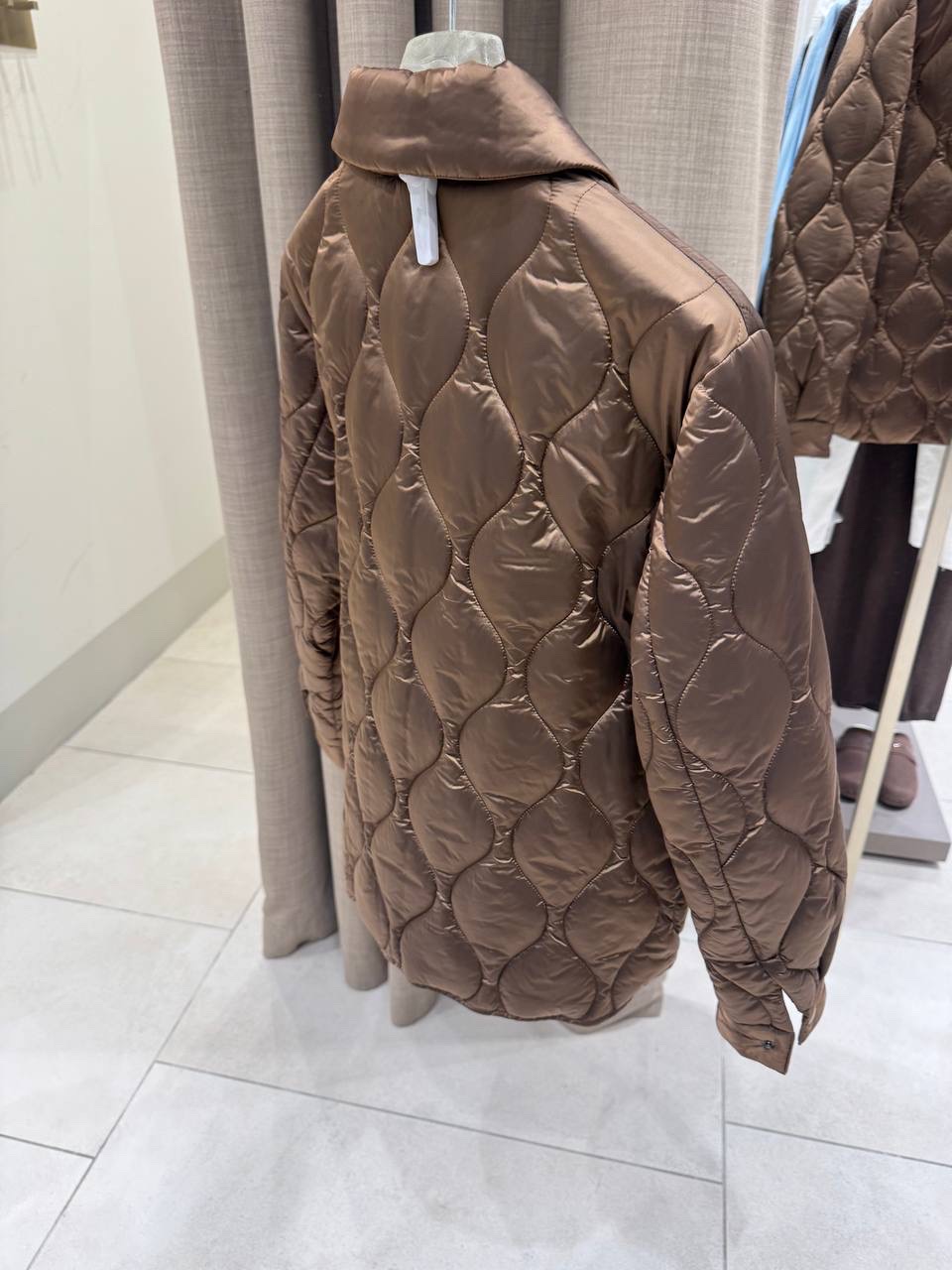 PESERICO Jackets side view - Women's luxury Clothes