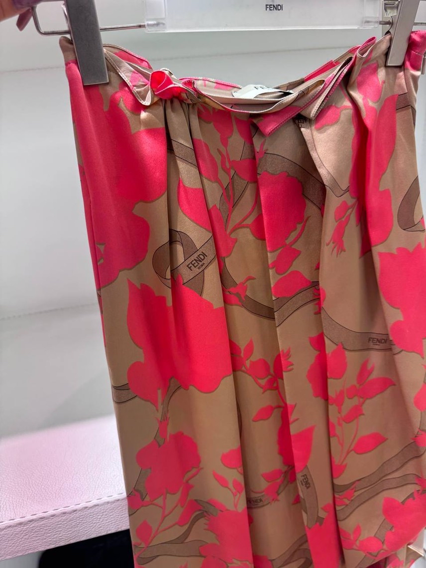 FENDI Skirts side view - Women's luxury Clothes