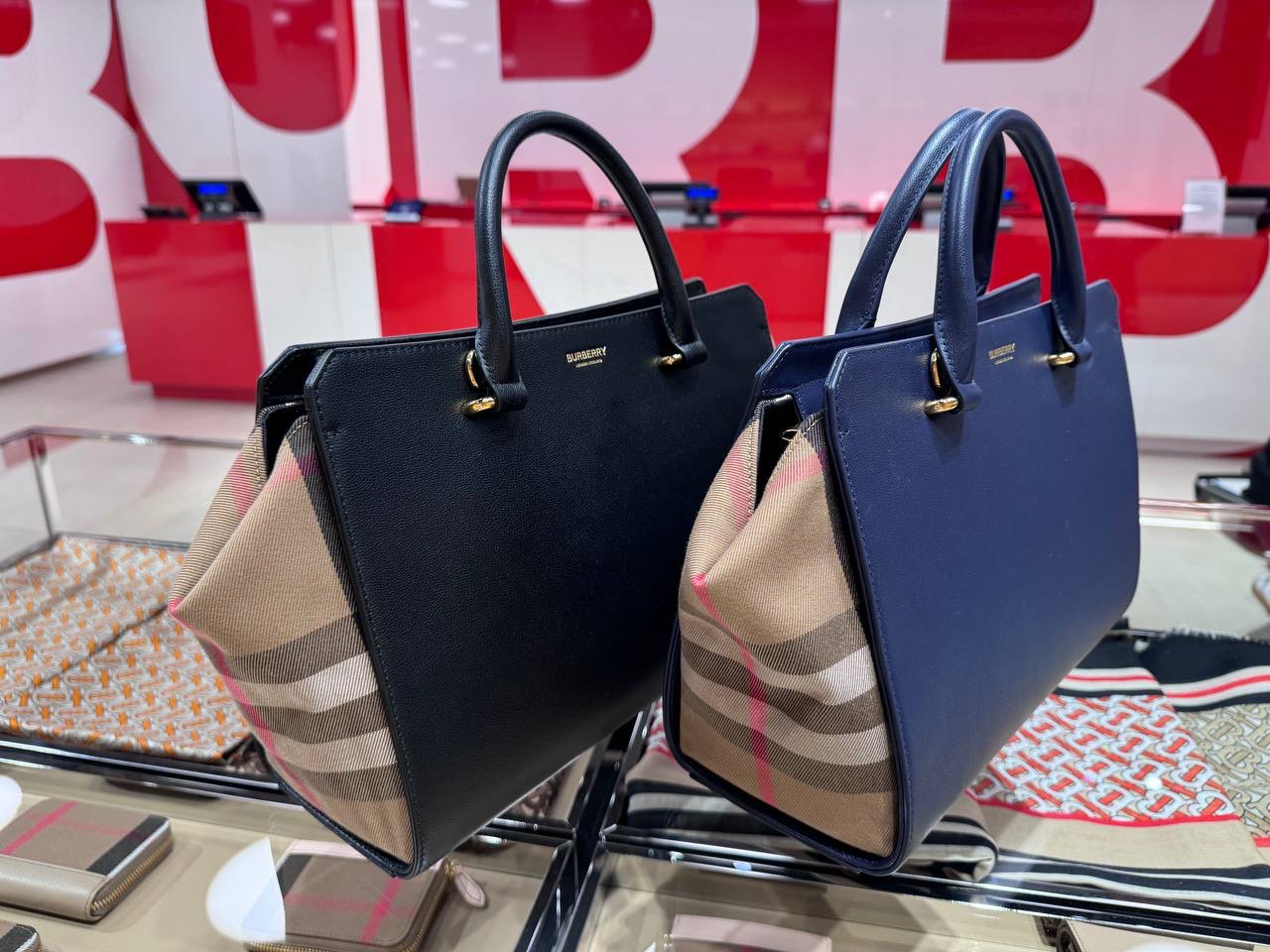 BURBERRY Crossbody bags side view - Women's luxury Bags