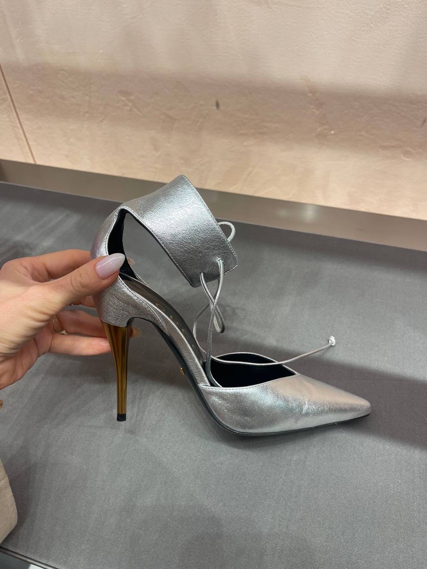 GUCCI Sandals front view - Women's luxury Shoes