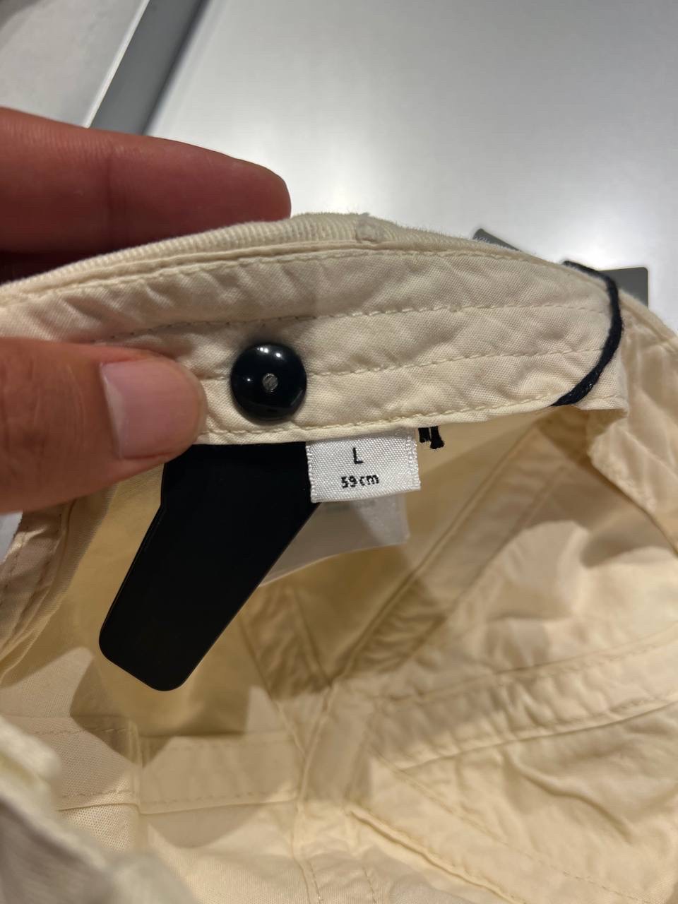 BALENCIAGA Caps and Hats side view - Women's luxury Accessories