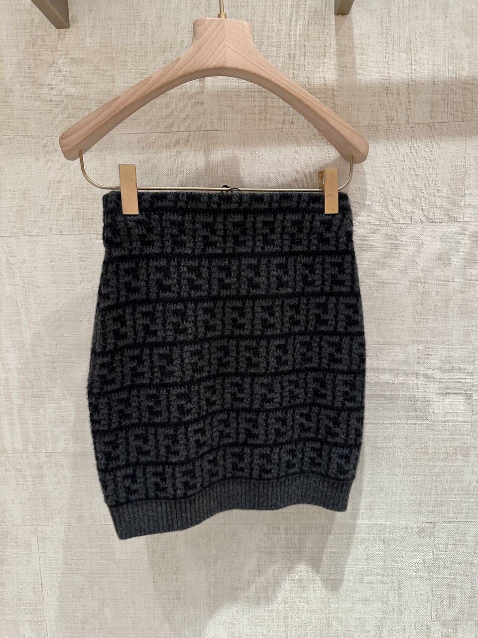 FENDI Skirts side view - Women's luxury Clothes